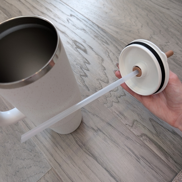 Hydro Flask 40 oz All Around Travel Tumbler in Seasalt Oat - Picture 5 of 7